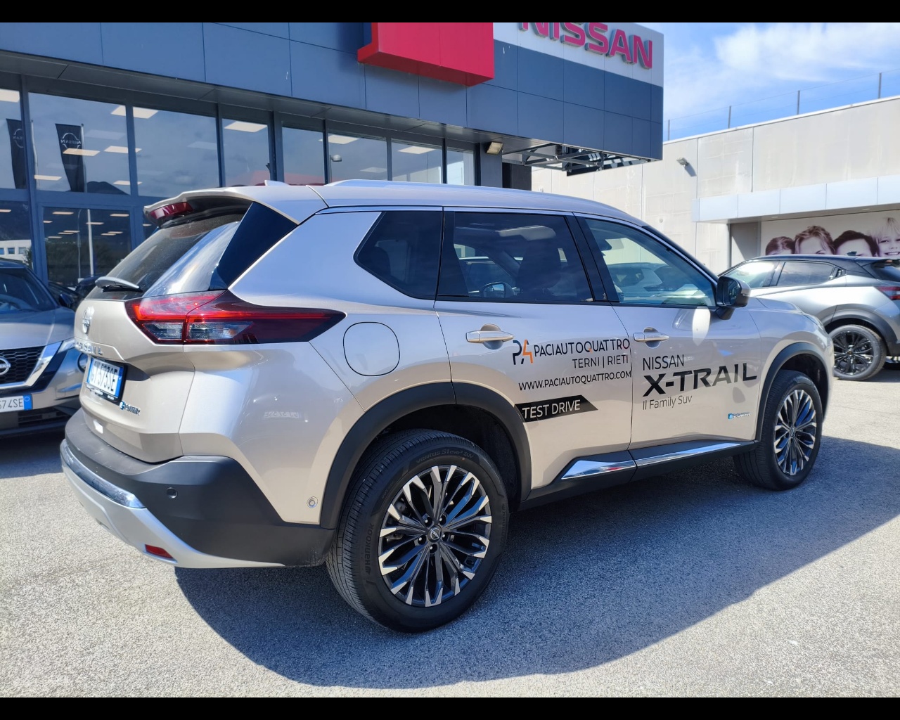 Foto NISSAN X-Trail 1.5 e-power Tekna 2wd auto