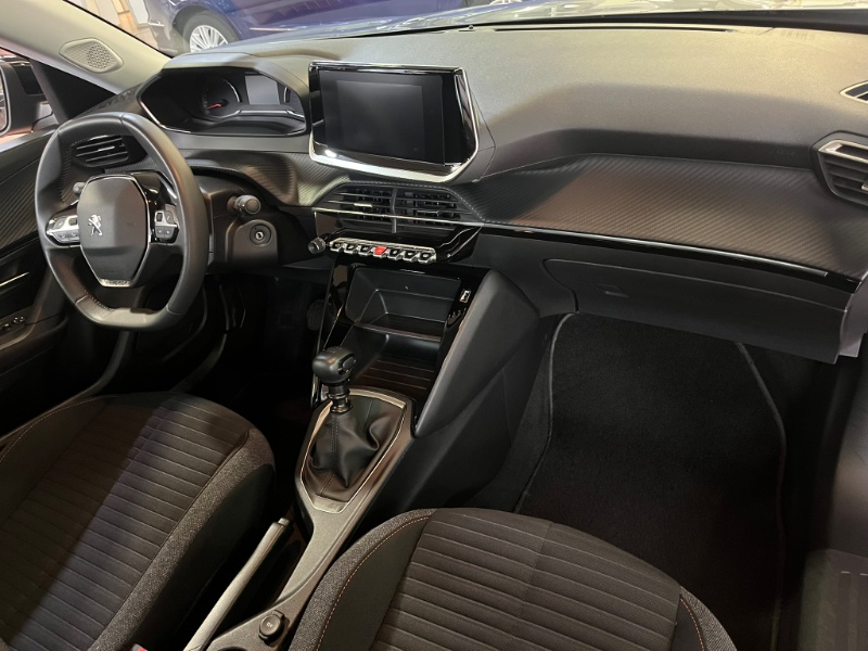 PEUGEOT – 2008 PureTech 100 S&S Allure