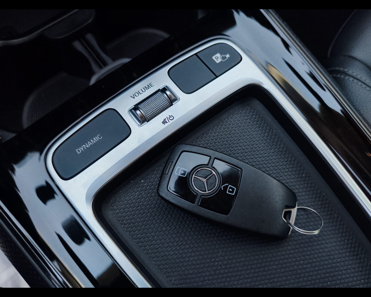 Foto MERCEDES B 180 d Progressive Advanced auto