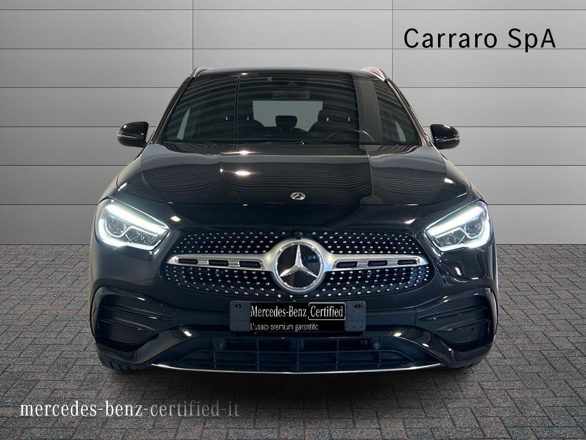 Mercedes GLA GLA 180 D Premium 8G-DCT - 3