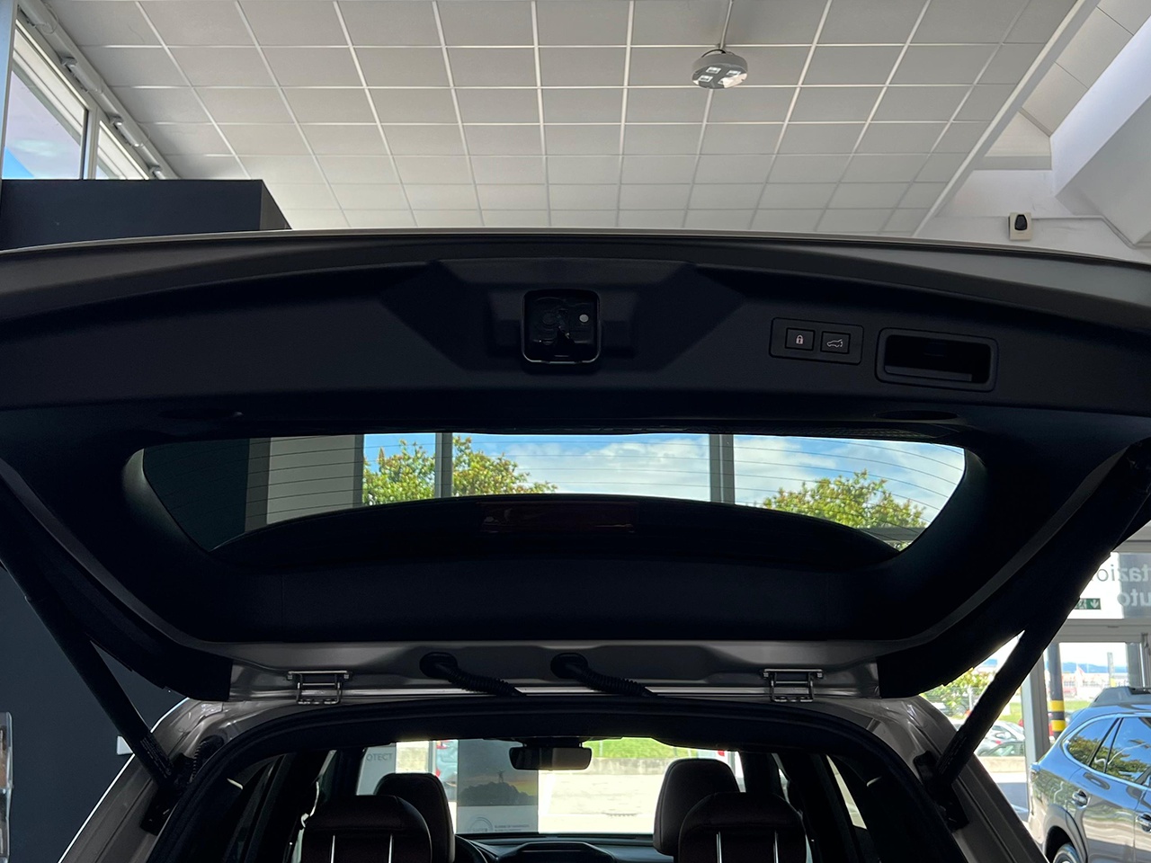 Subaru Forester Forester e-boxer 2.0i Premium - 19