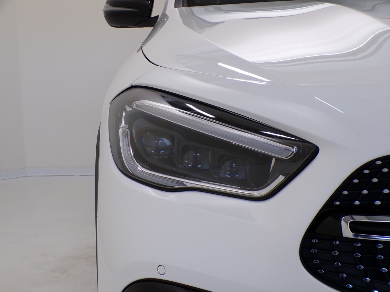 Mercedes GLA GLA 250 Premium 4Matic 8G-DCT - 5