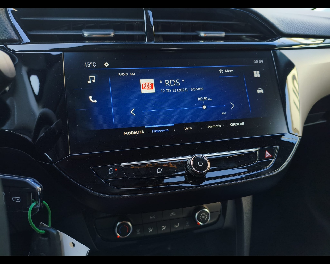 Foto OPEL Corsa 1.2 hybrid Edition 100cv dct6