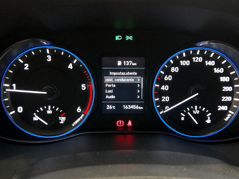 HYUNDAI Kona 1.6 crdi Xpossible 2wd 115cv Diesel usato - 8