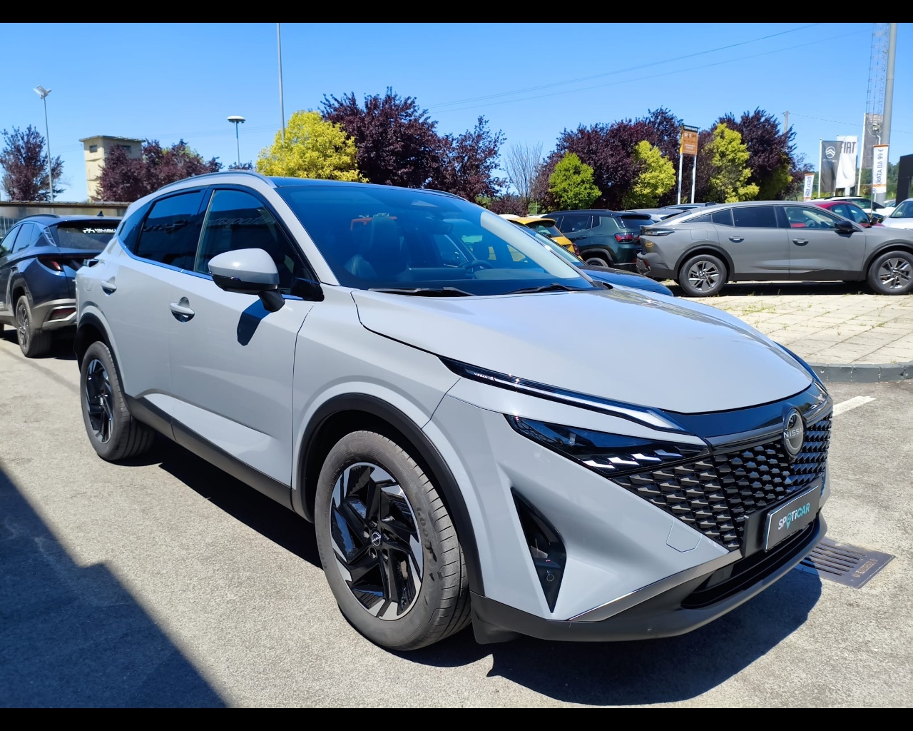 Foto NISSAN Qashqai 1.3 mhev N-Connecta 2wd 140cv
