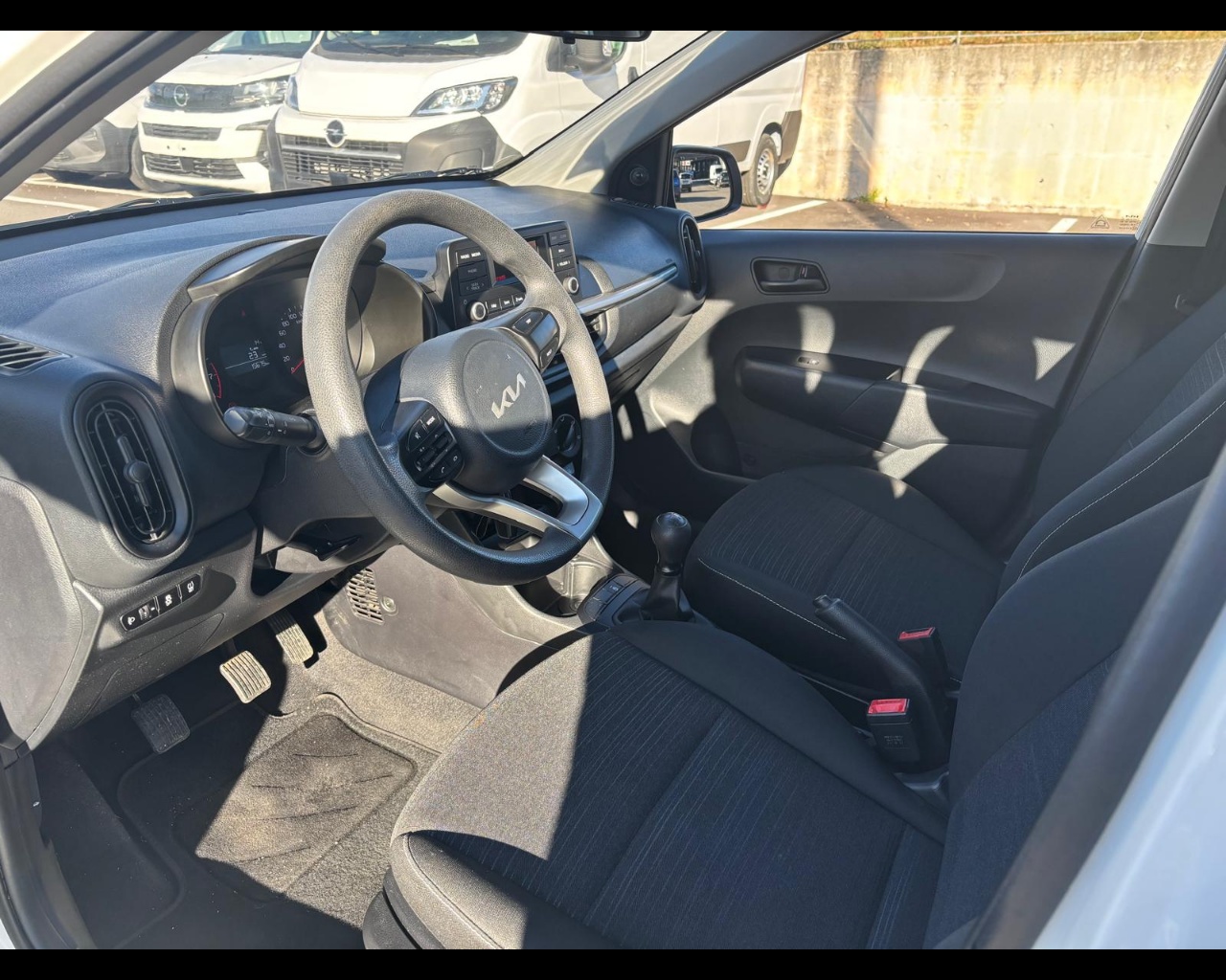 Foto KIA Picanto 1.0 dpi Urban