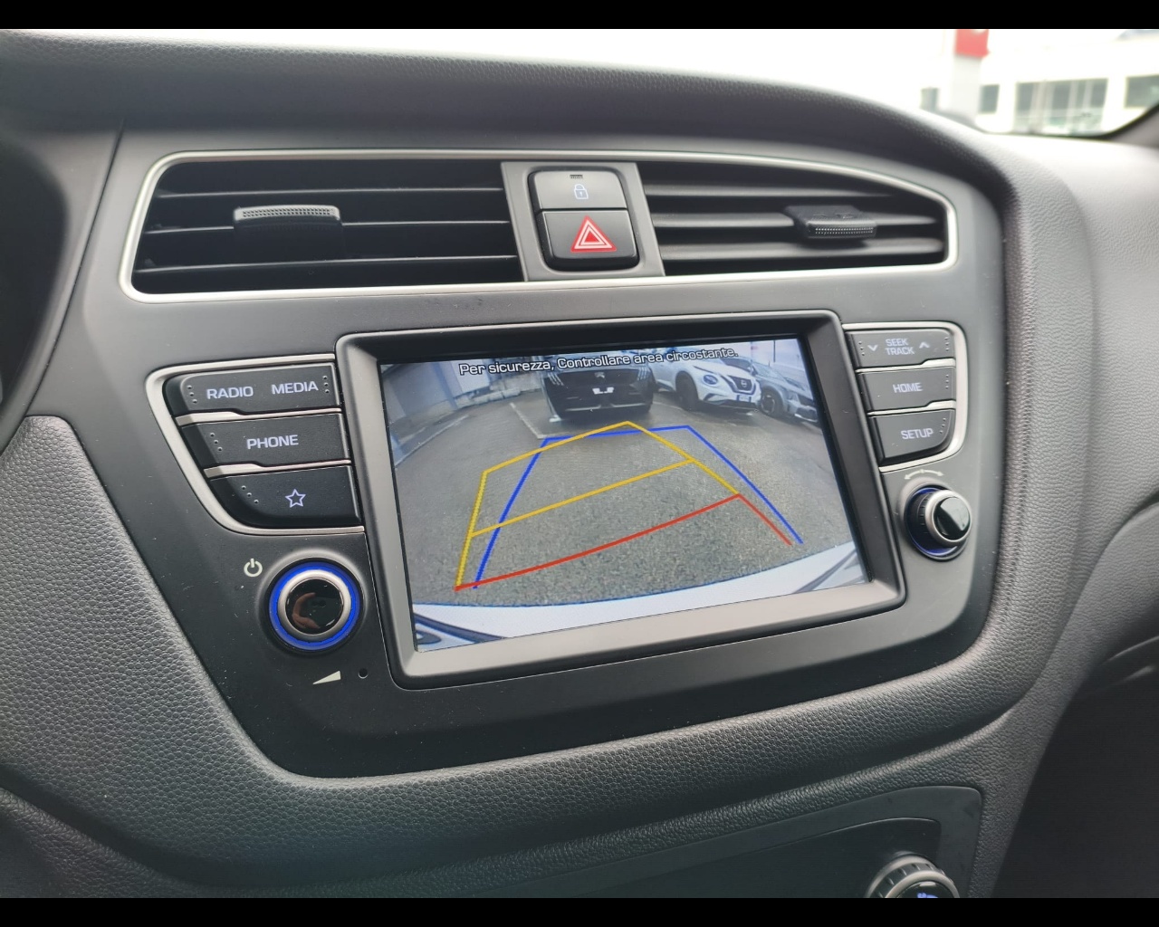 Foto HYUNDAI i20 5p 1.0 t-gdi Prime 100cv