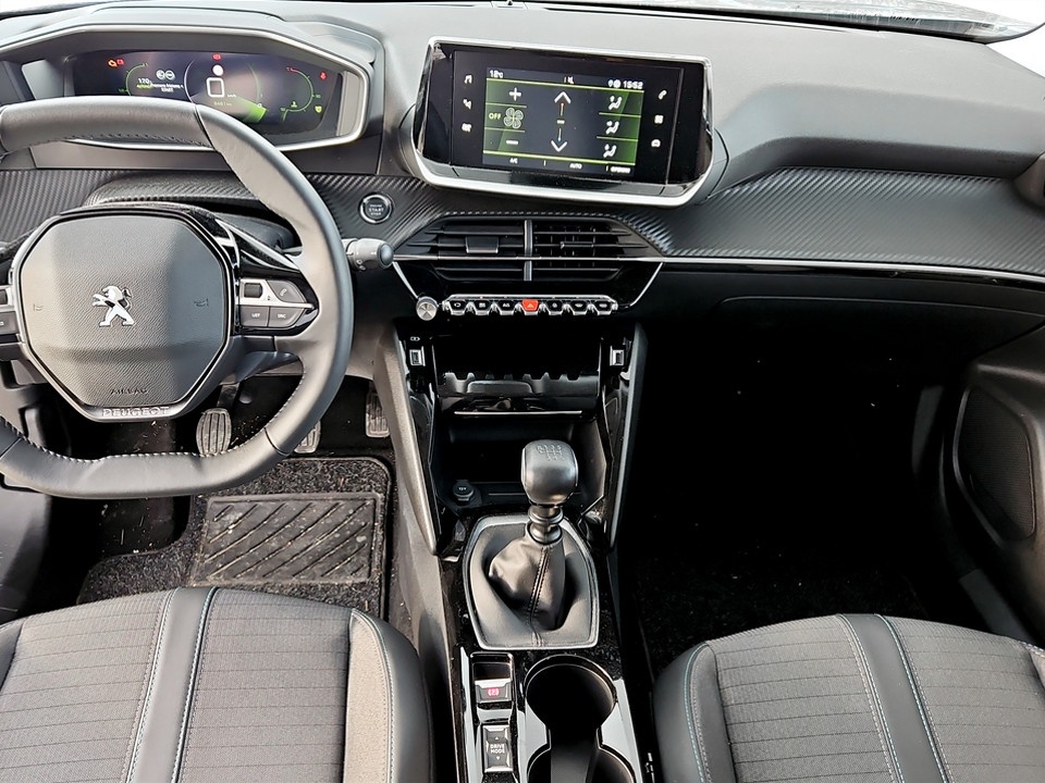 PEUGEOT 2008 1.2 puretech Allure Pack s&s 130cv Benzina Usato - 8