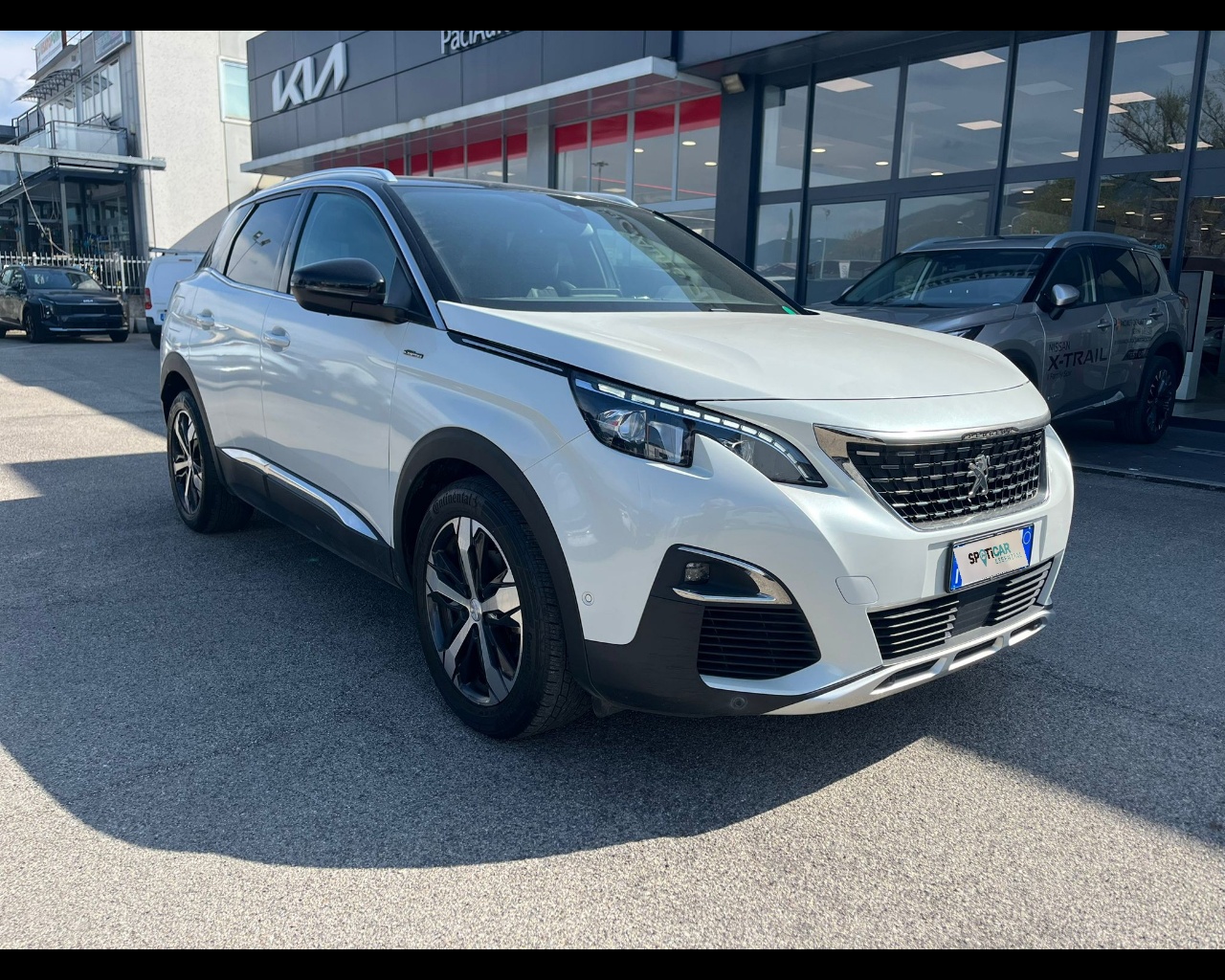 Foto PEUGEOT 3008 1.5 bluehdi GT Line s&s 130cv