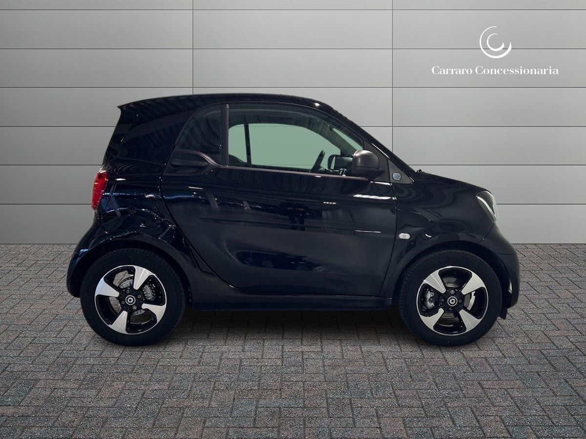 smart fortwo fortwo 4,6kW EQ Passion - 5