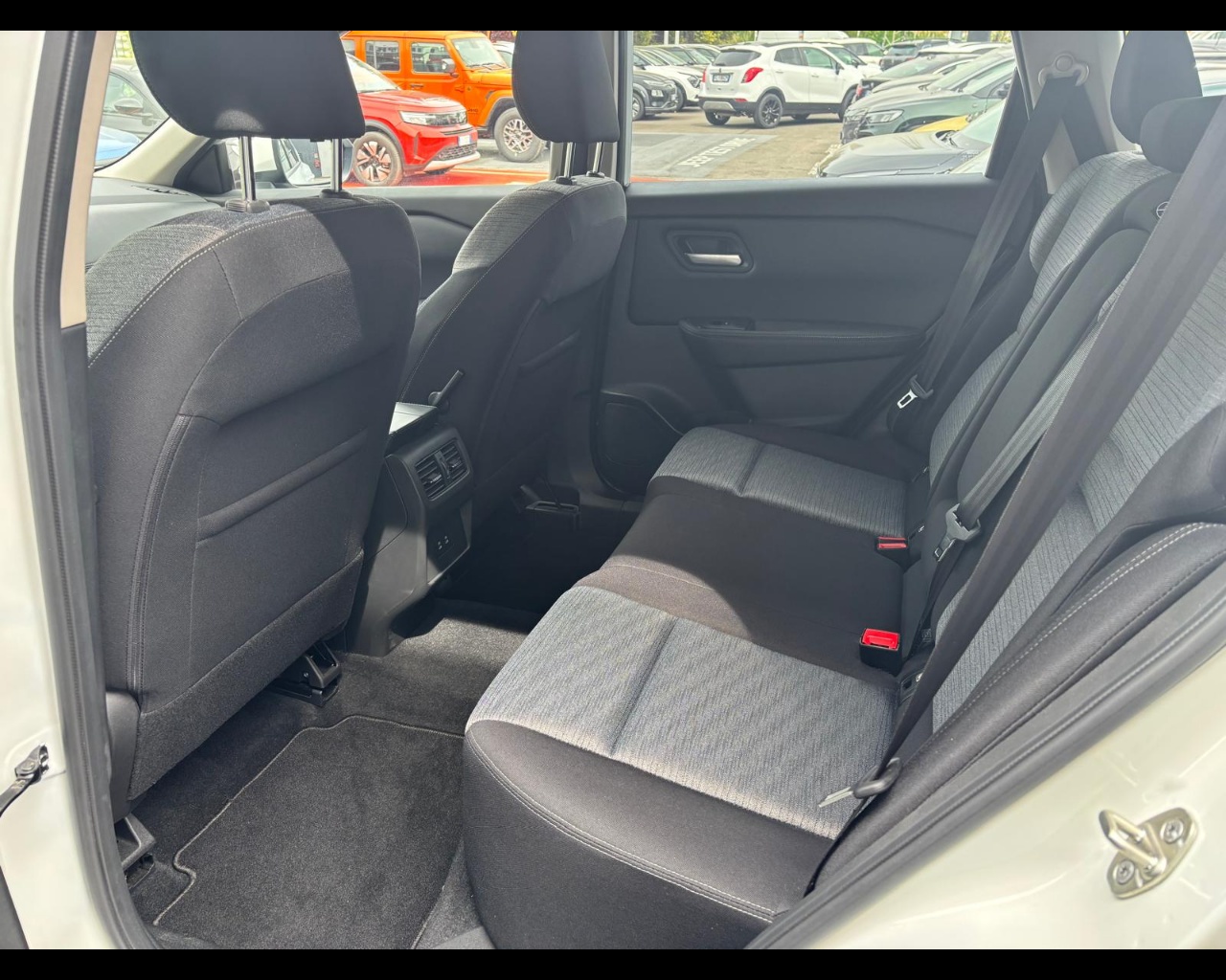 Foto NISSAN X-Trail 1.5 e-power N-Connecta 2wd auto