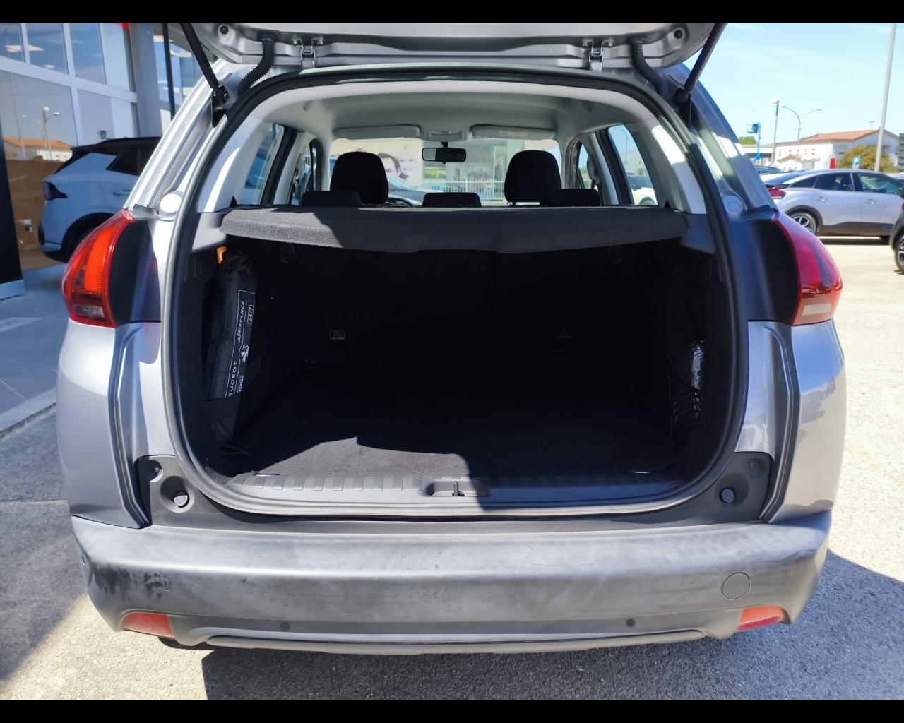 Foto PEUGEOT 2008 1.2 puretech Active s&s 82cv 