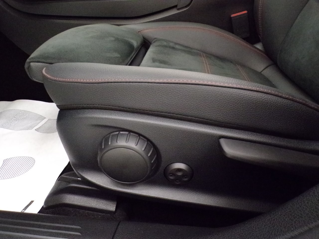 Mercedes-AMG Classe A Classe A AMG 35 AMG Line Premium 4Matic Speedshift DCT AMG 8G - 13