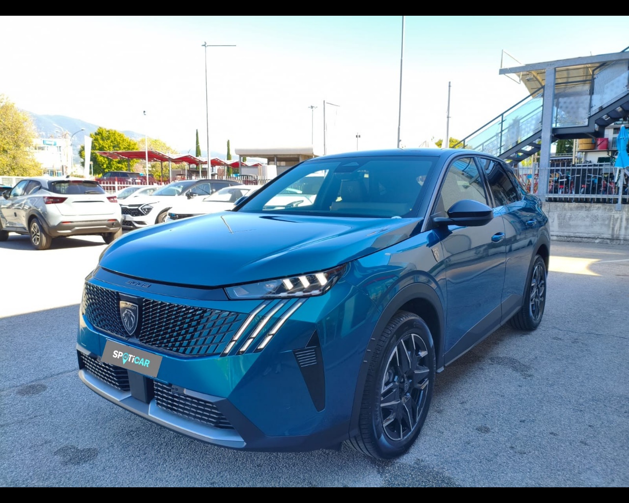 PEUGEOT 3008 1.2 hybrid GT 136cv e-dcs6 Usata