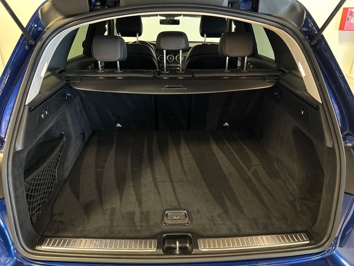 Mercedes GLC GLC SUV 300 D Premium 4Matic 9G-Tronic Plus - 8