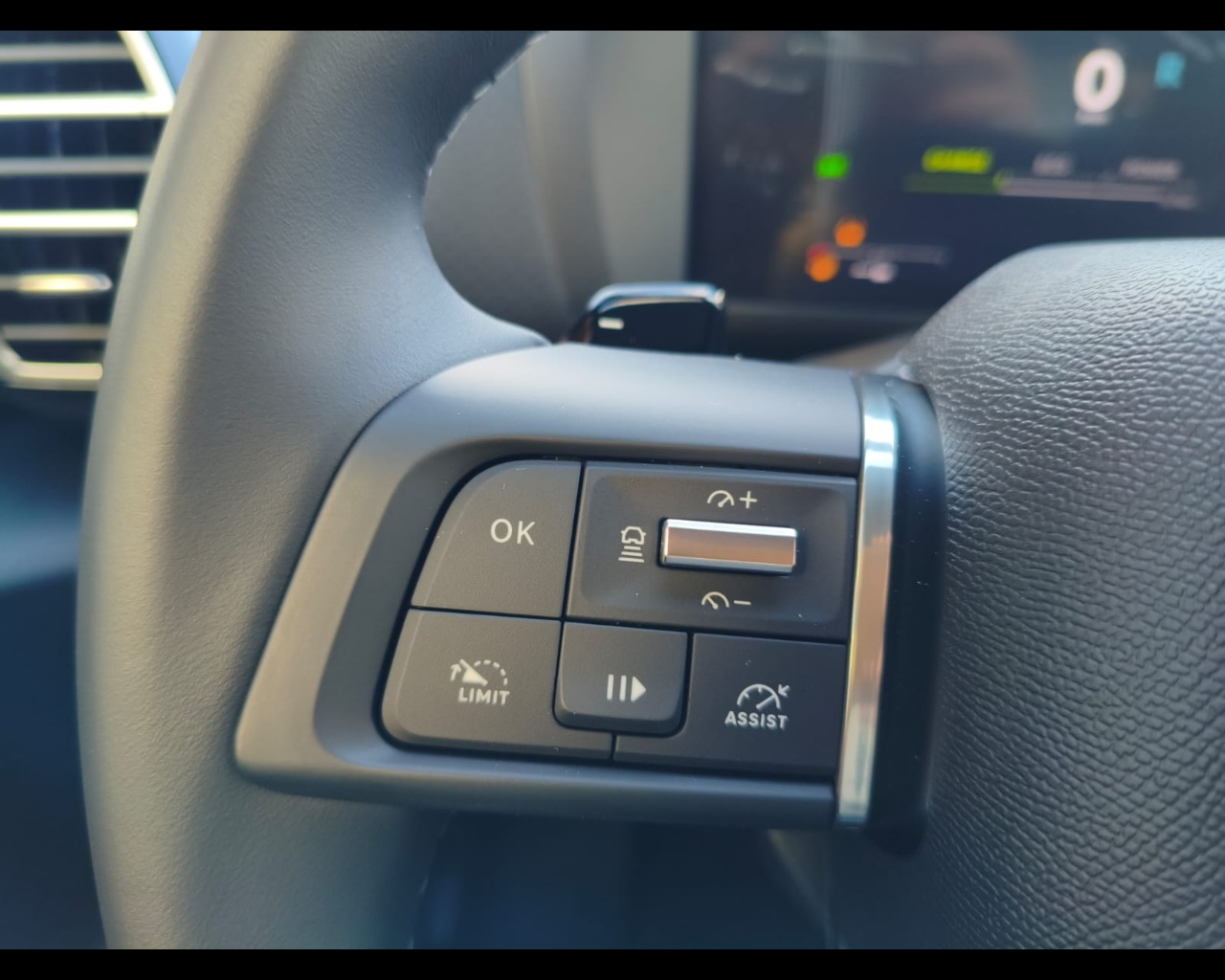 Foto CITROEN C4 1.2 hybrid Max 136cv e-dcs6