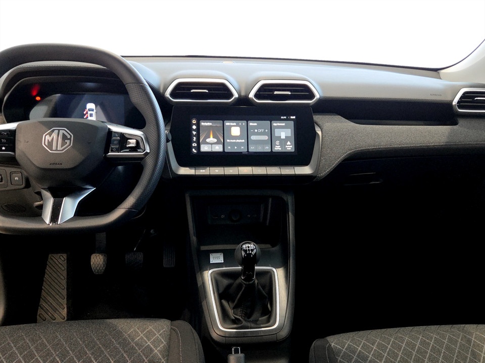 MG ZS 1.5 Comfort Benzina km0 - 10