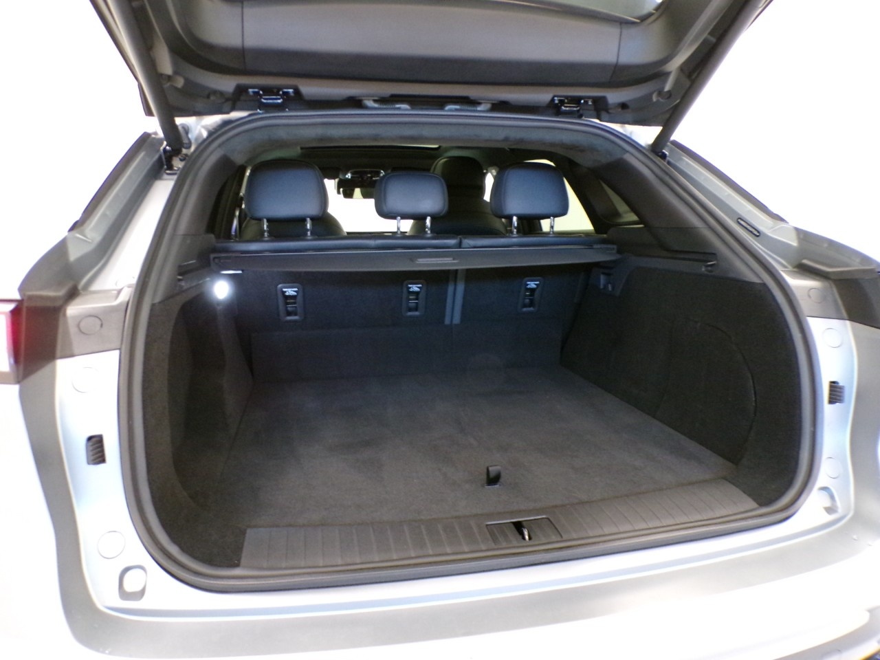 Omoda  Omoda 9 1.5 TGDi plug-in SHS Premium i-AWD DHT3 - 9