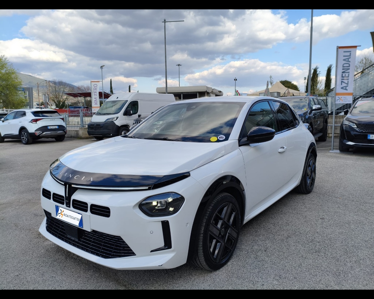 LANCIA Ypsilon 1.2 mhev LX 110cv e-dct Usata