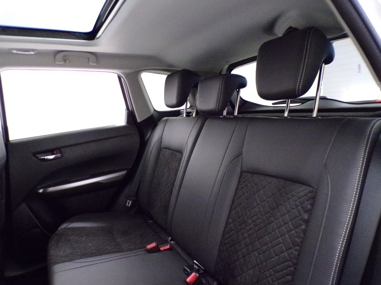 Suzuki Vitara Vitara 1.5 140V Dualjet Hybrid Starview 2WD AGS - 14