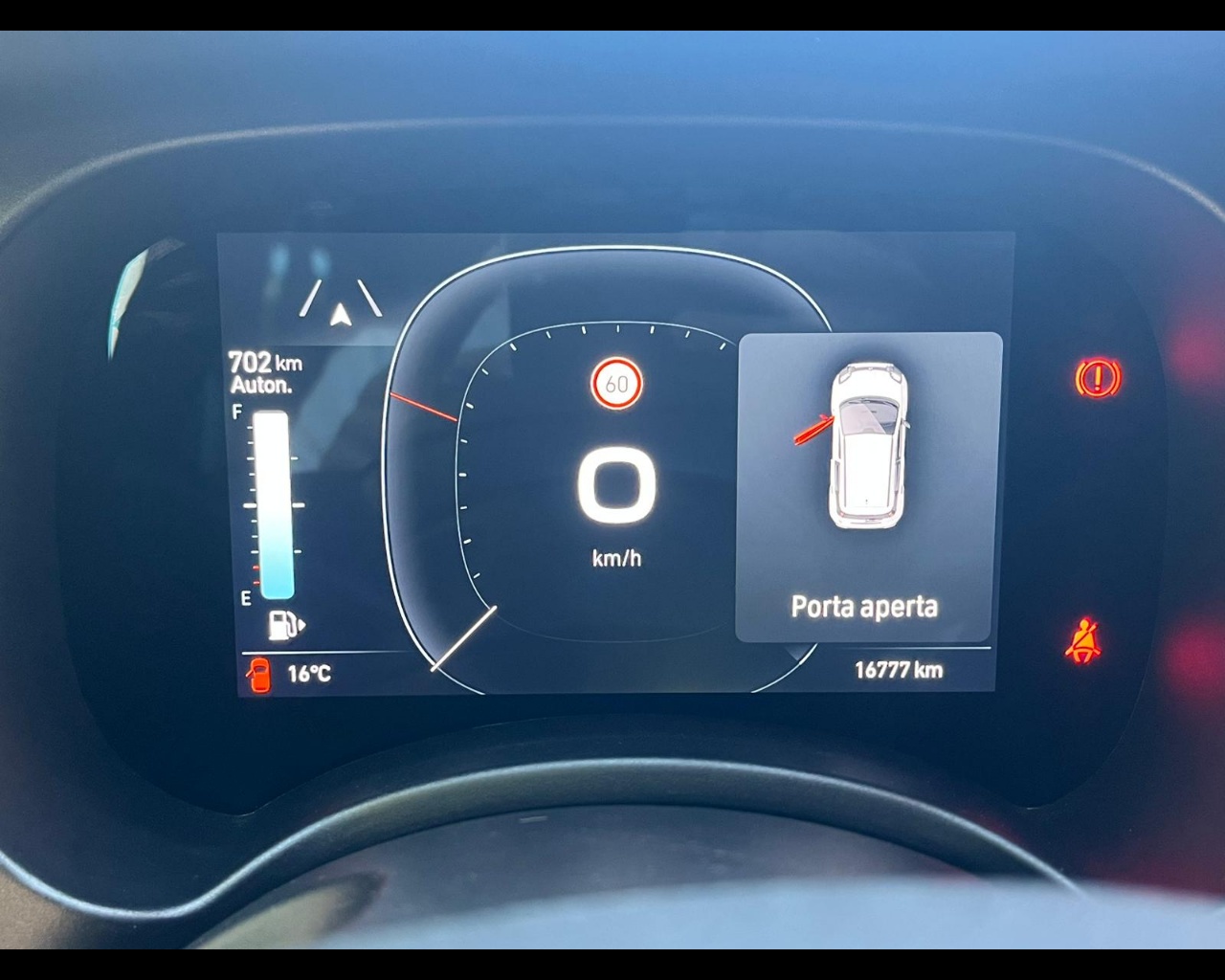 Foto FIAT Pandina Cross 1.0 firefly hybrid s&s 70cv