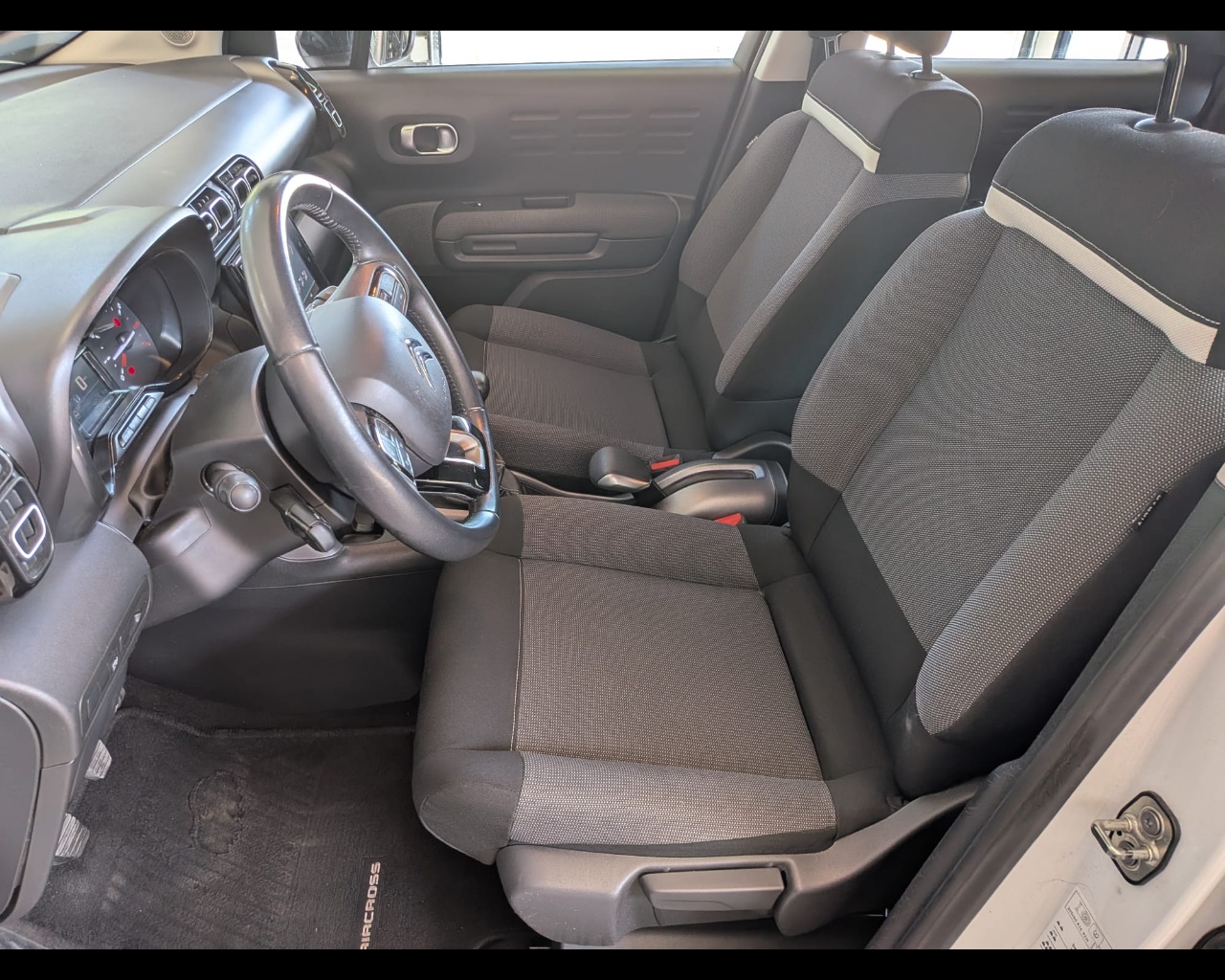 Foto CITROEN C3 Aircross 1.5 bluehdi Feel s&s 110cv