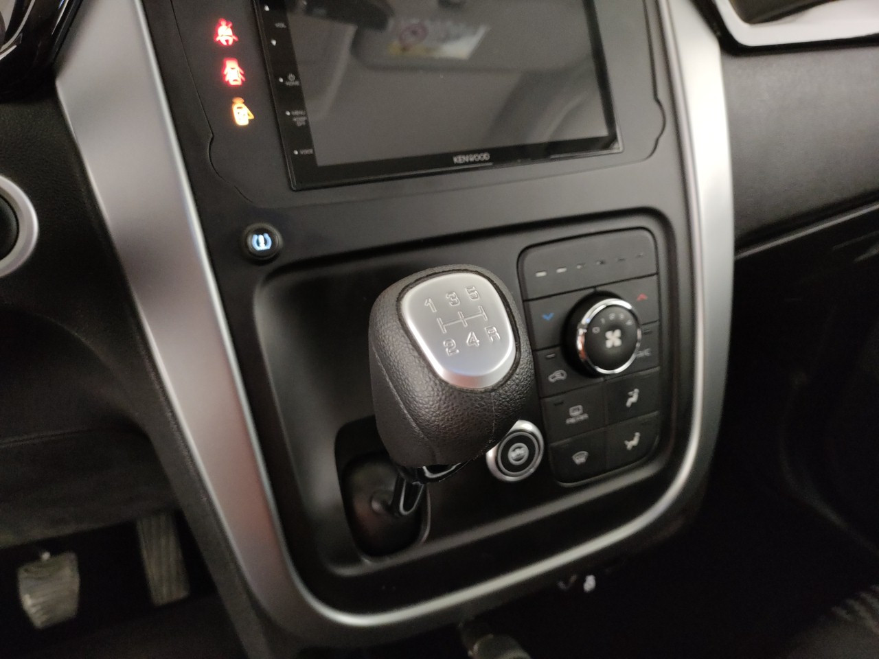 Mahindra KUV100 Usato 2025 KUV100 San Zeno Naviglio