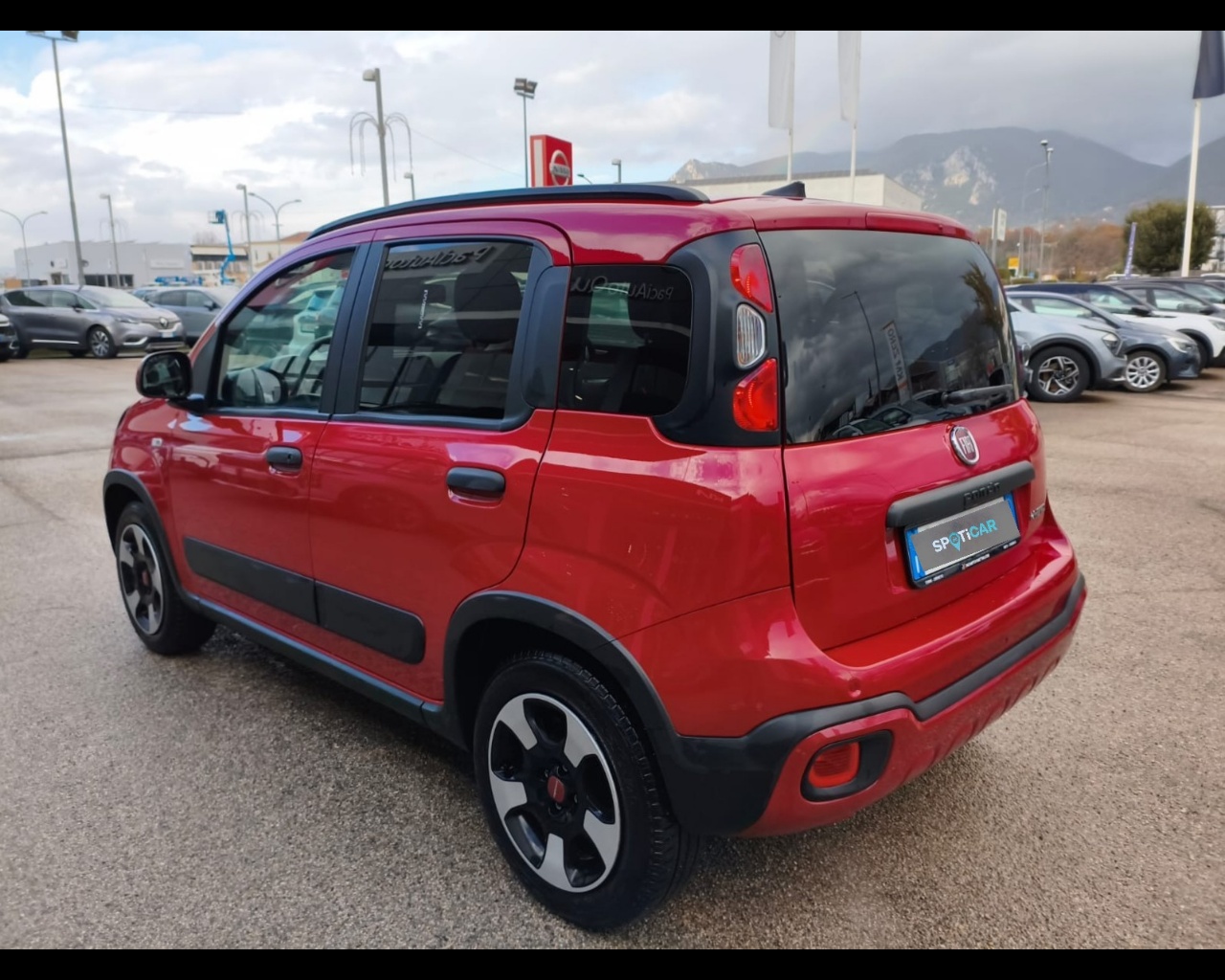 Foto FIAT Panda 1.0 firefly hybrid Cross s&s 70cv 5p.ti