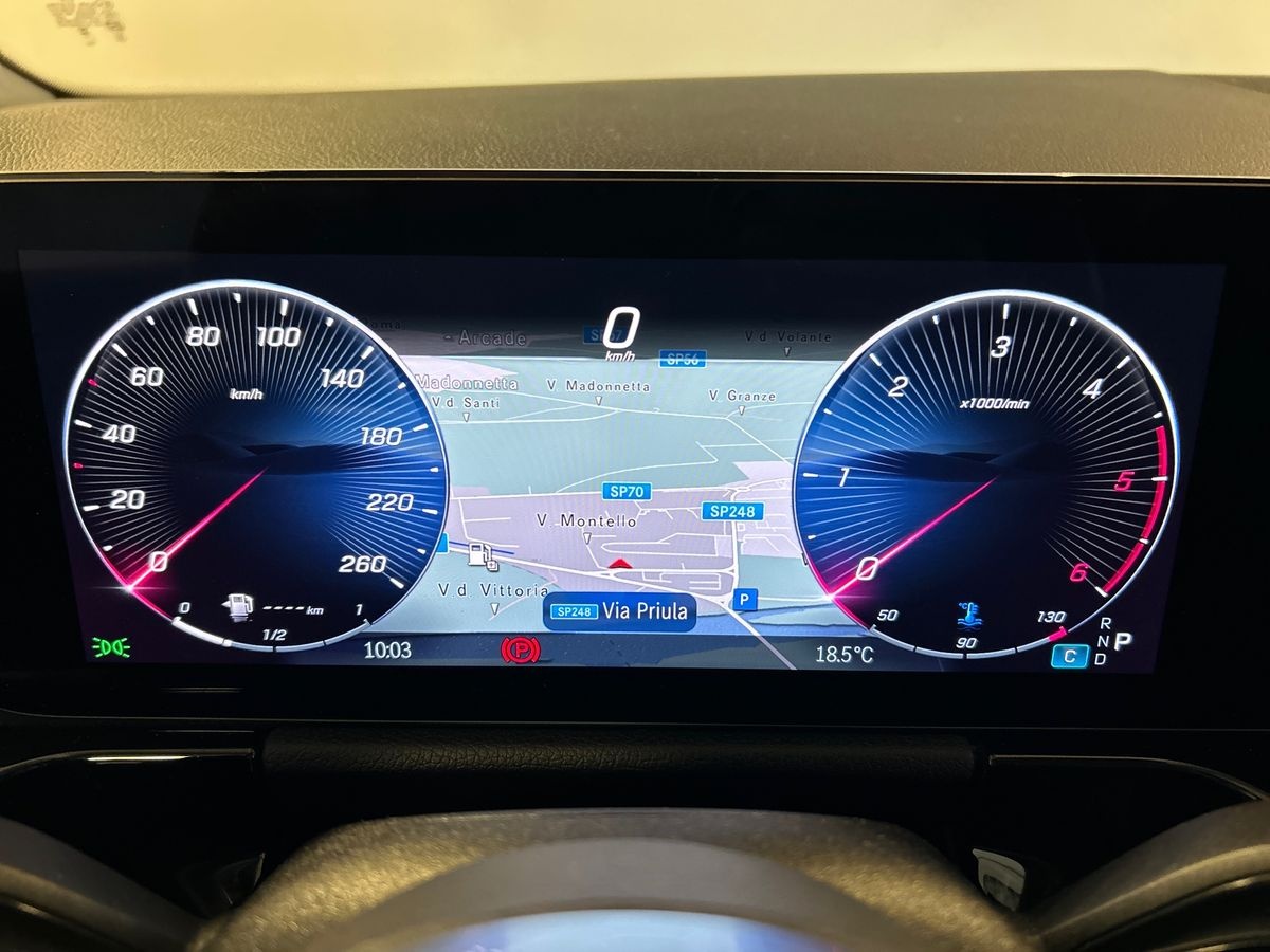 Mercedes GLA GLA 180 D Progressive Advanced Plus 8G-DCT - 13