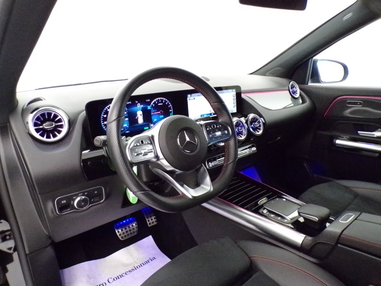 Mercedes GLA GLA 250 e Plug in hybrid (e EQ-POWER) Premium Speedshift DCT AMG 8G - 12