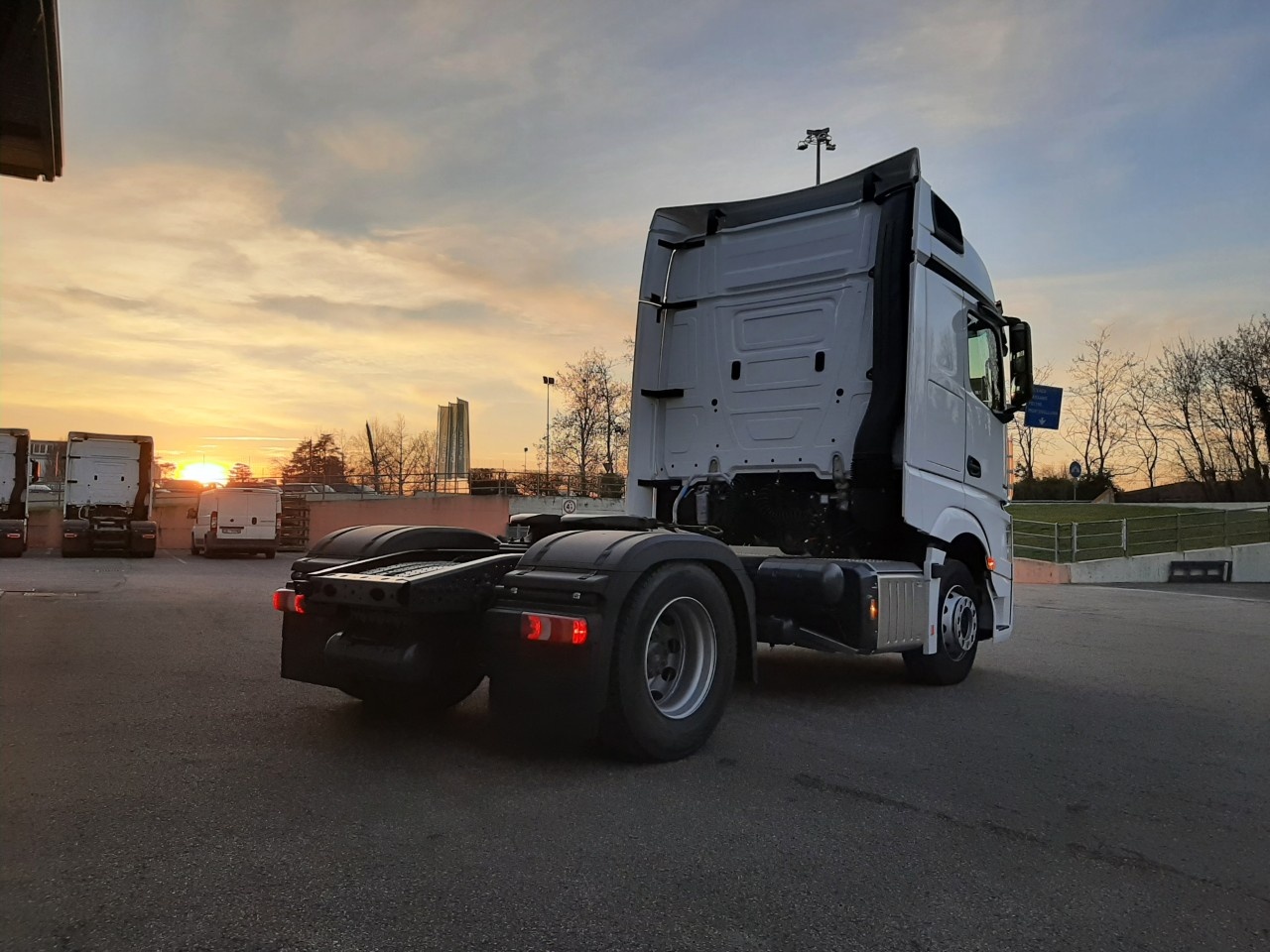 Mercedes Actros New Actros L 1851 LS - 4