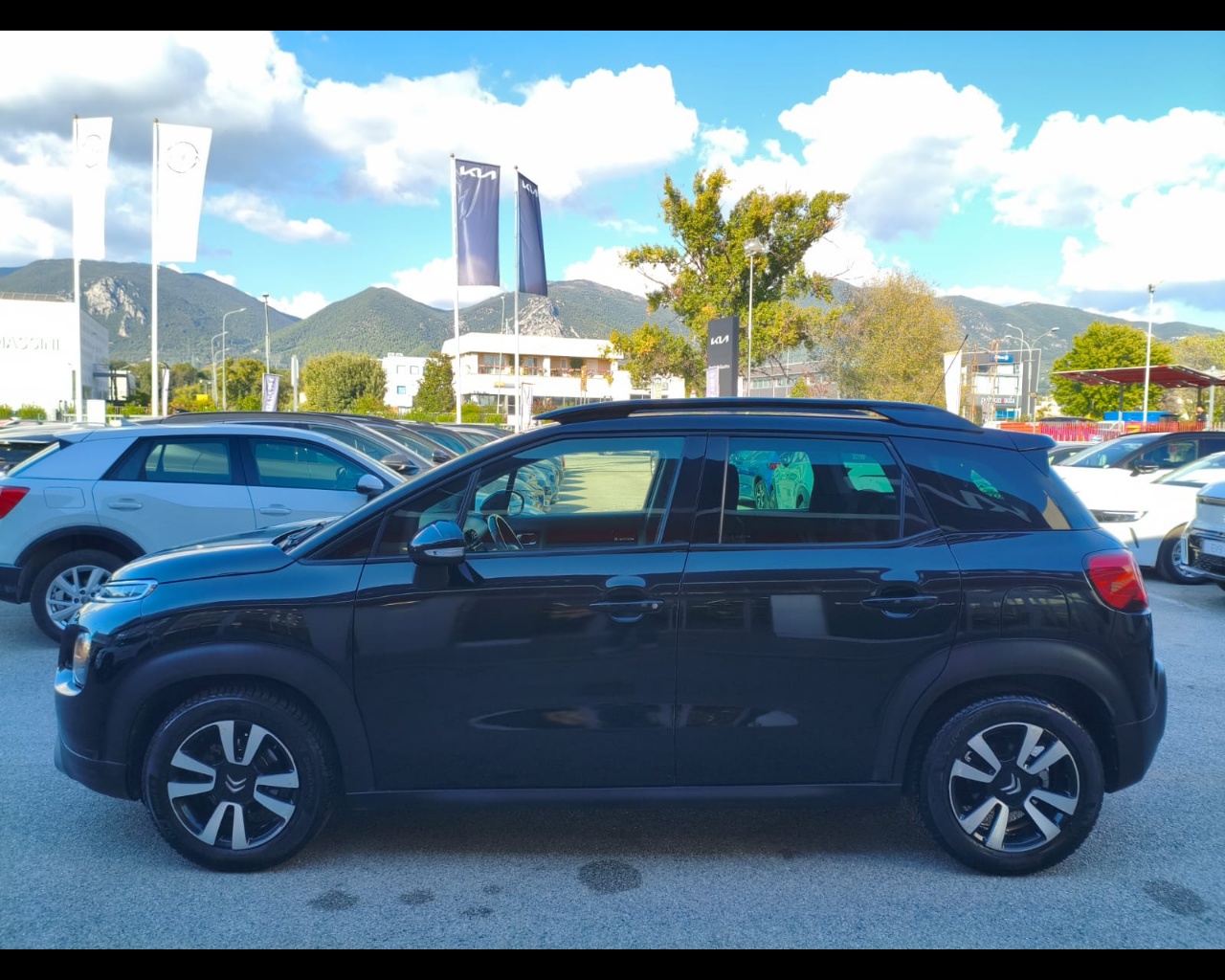 Foto CITROEN C3 Aircross 1.2 puretech Shine 82cv