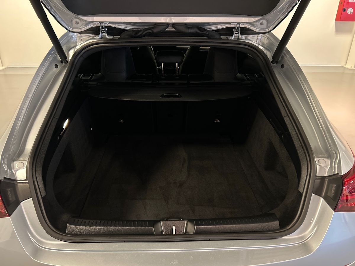 Mercedes-AMG  CLA AMG Shooting Brake 35 AMG Line Advanced Plus 4Matic 8G-DCT - 8