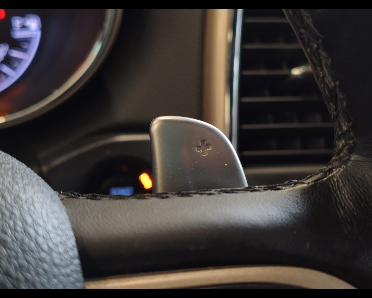 Foto JEEP Grand Cherokee 3.0 crd (mjt II) V6 Limited 250cv auto