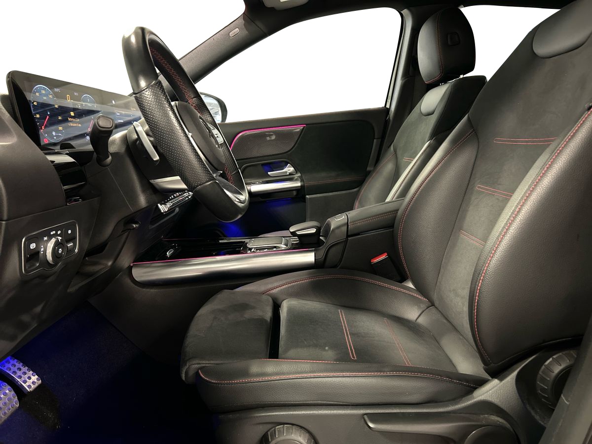 Mercedes GLA GLA 180 D Premium 8G-DCT - 10