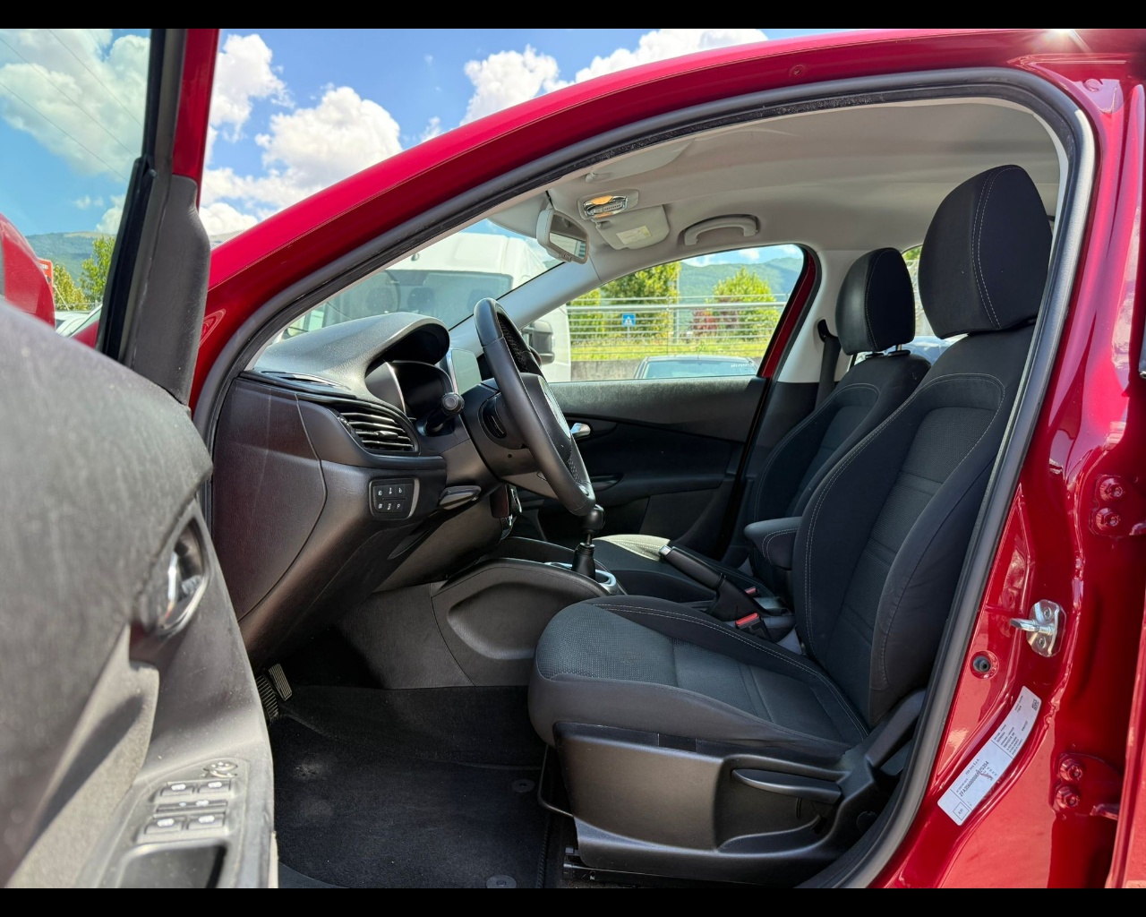Foto FIAT Tipo 5p 1.6 mjt Lounge s&s 120cv my19
