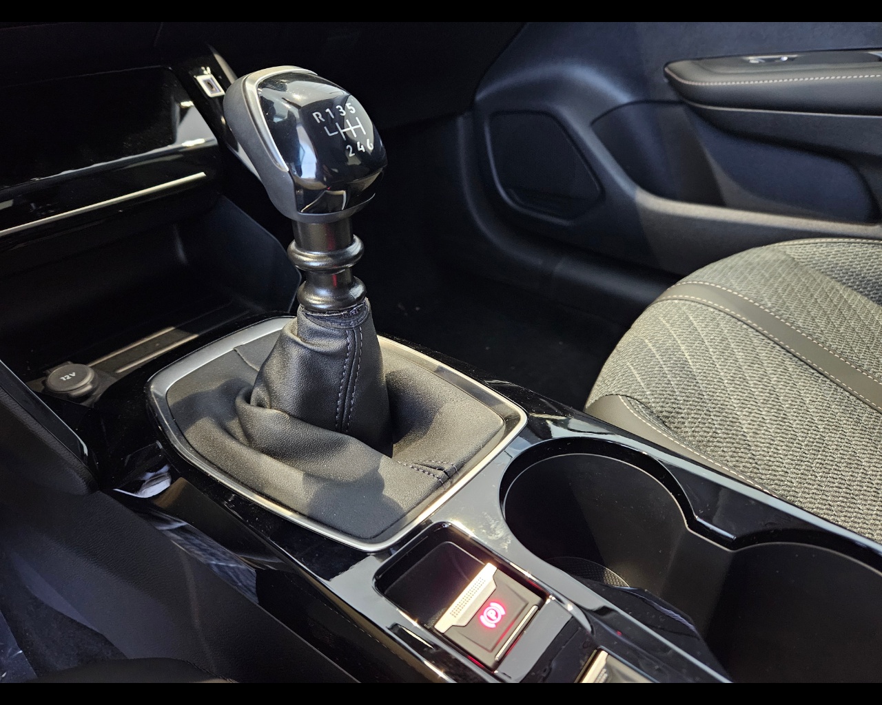 PEUGEOT 208 5P – ALLURE PureTech 100 S&S Benzina Aziendale - 10