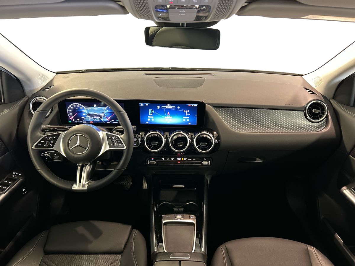 Mercedes GLA GLA 180 Progressive Advanced auto - 9