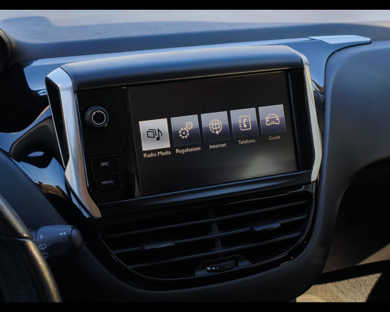 Foto PEUGEOT 208 5p 1.2 puretech Active 82cv
