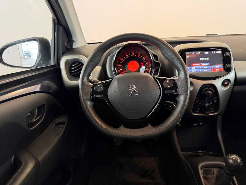 108 - 108 1.0 12v Active 5p