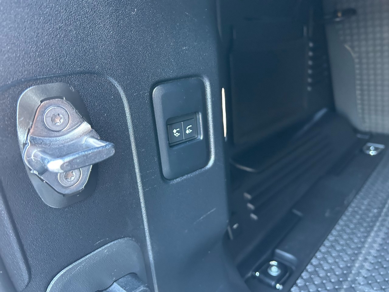 Land Rover Defender VII Defender 110 3.0d i6 mhev X-Dynamic S awd 200cv auto - 21