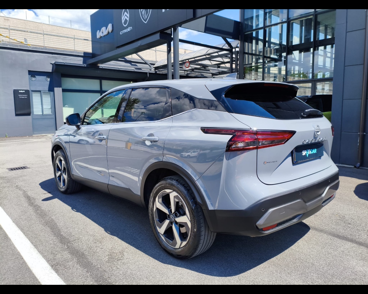 Foto NISSAN Qashqai 1.3 mhev N-Connecta 2wd 158cv xtr