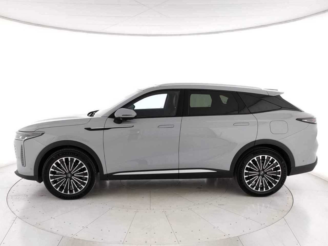 Omoda Omoda 9 Nuovo Ibrido Omoda 9 Legnago