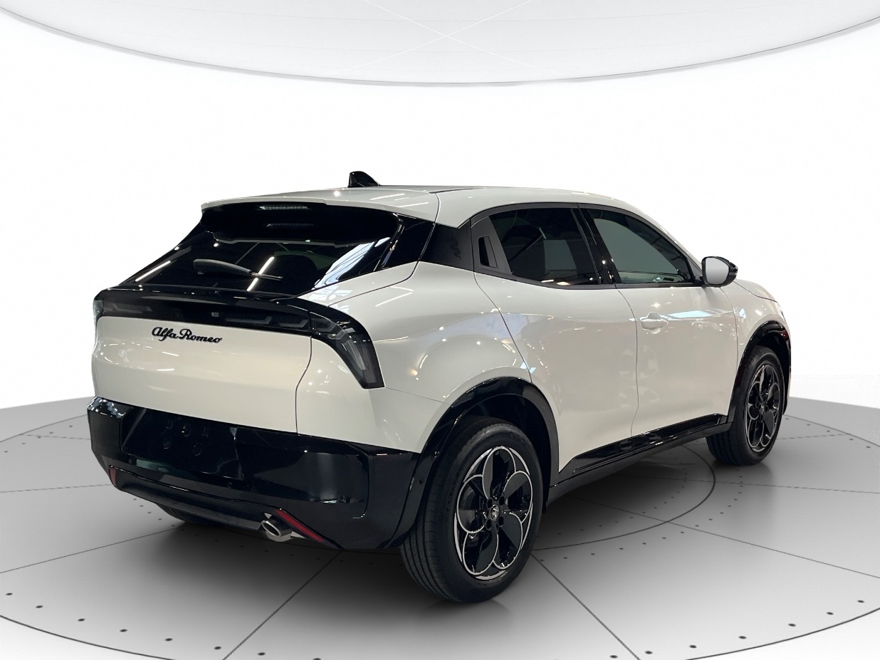 Alfa Romeo Junior Nuovo Ibrido benzina Junior Verona