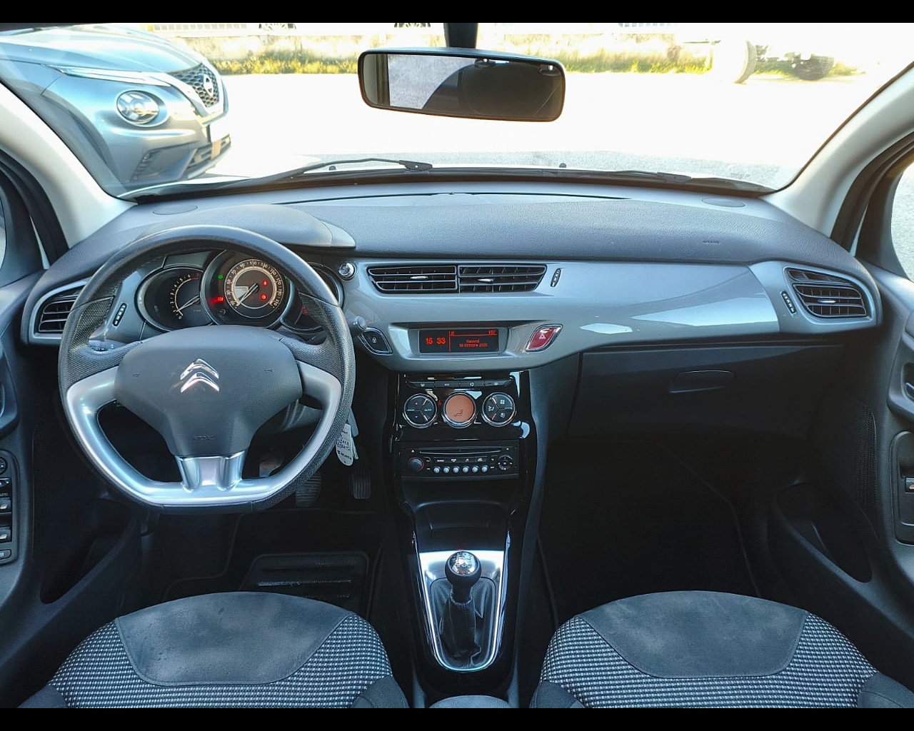 Foto CITROEN C3 1.2 puretech (vti) Exclusive 82cv FL