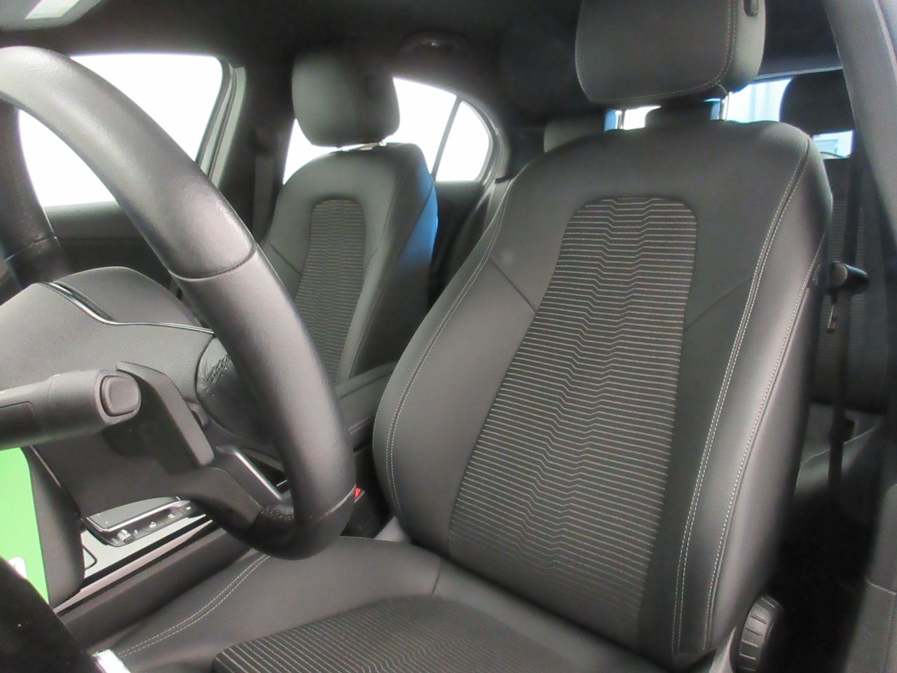 Mercedes Classe A Classe A 180 D Sport 8G-DCT - 12