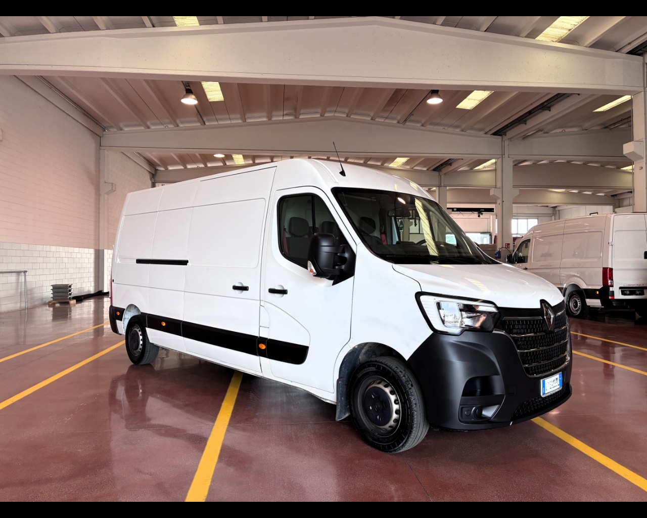 RENAULT MASTER RED