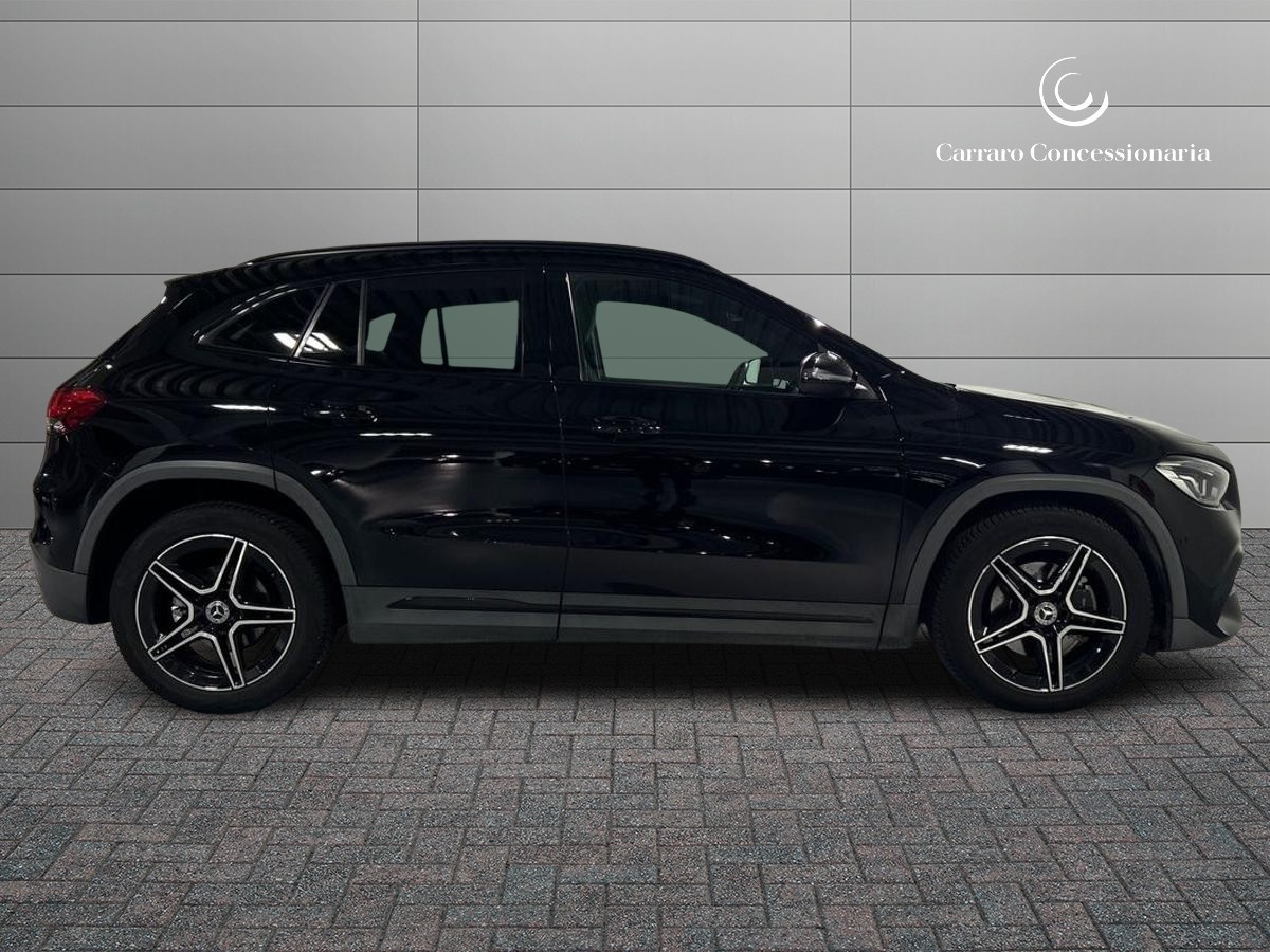 Mercedes GLA GLA 180 D Premium 8G-DCT - 5