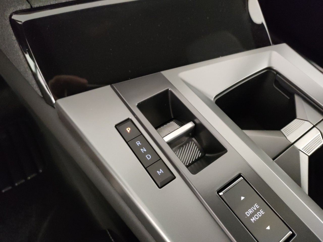 Opel Grandland Nuovo Ibrido benzina Grandland Porto Mantovano