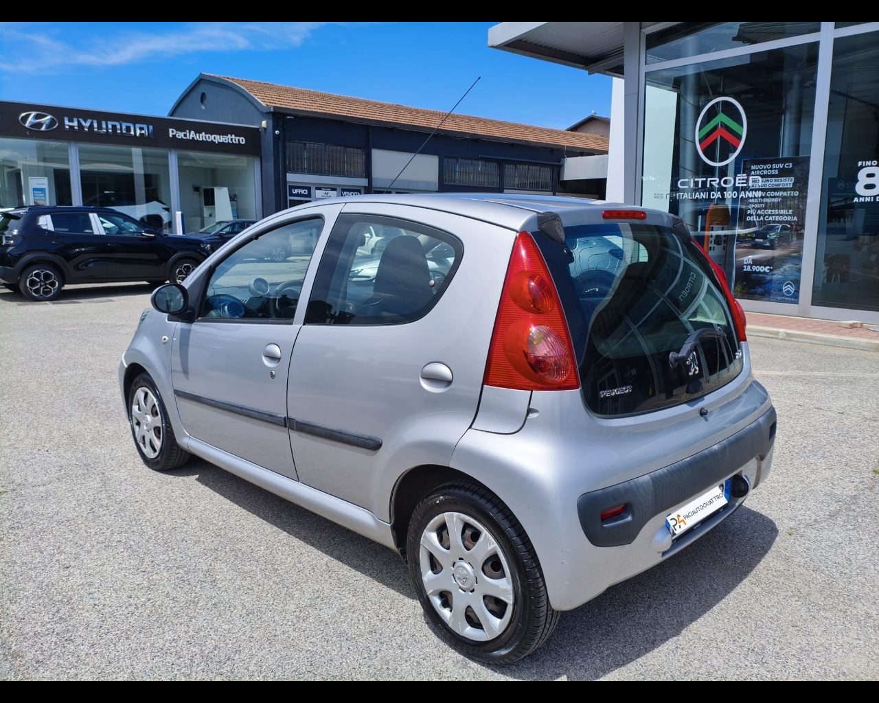 Foto PEUGEOT 107 1.0 12v Access (desir) 5p FL
